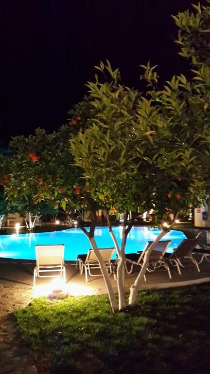 Meis Hotel Bitez Exteriör bild